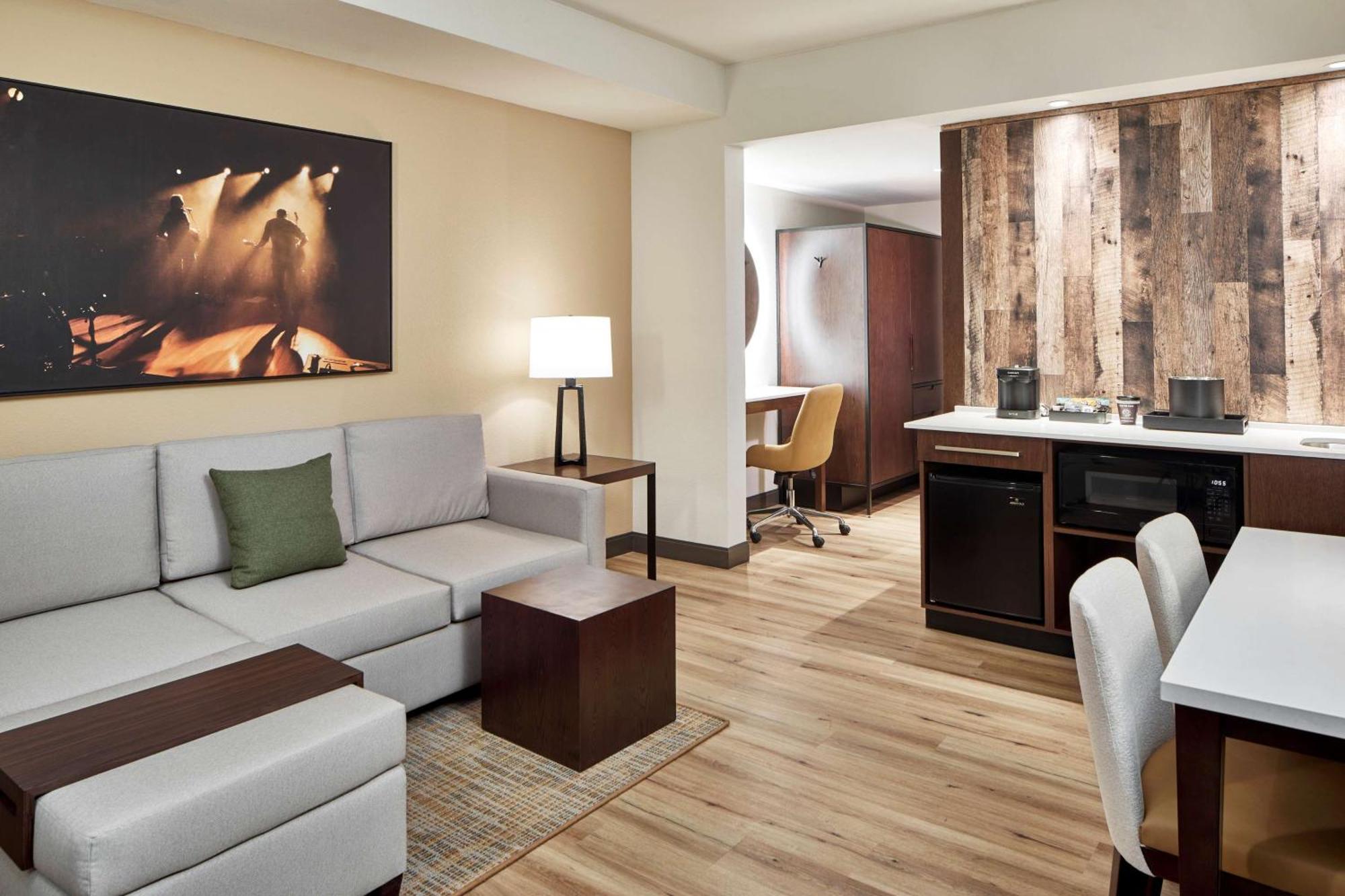 Embassy Suites By Hilton Nashville Downtown Esterno foto