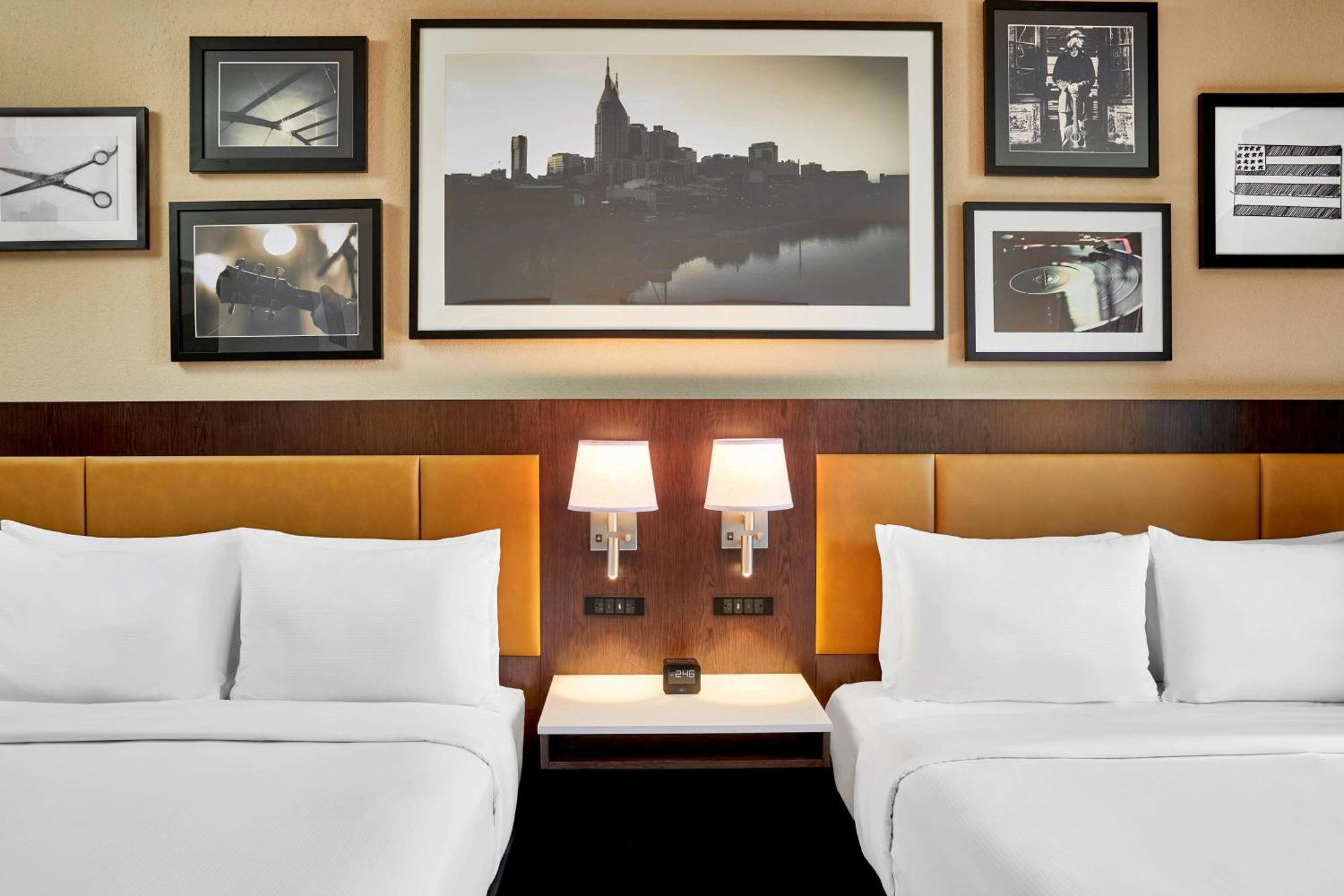 Embassy Suites By Hilton Nashville Downtown Esterno foto