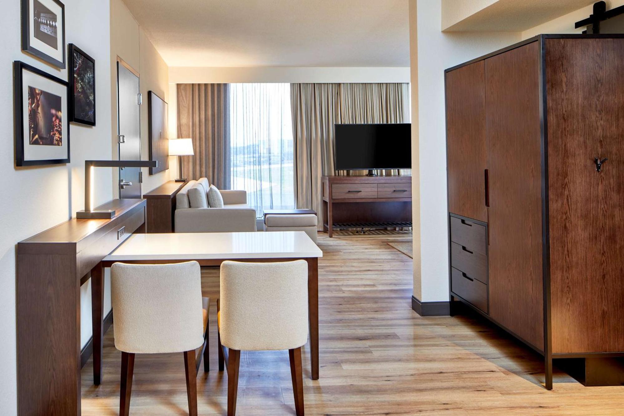 Embassy Suites By Hilton Nashville Downtown Esterno foto