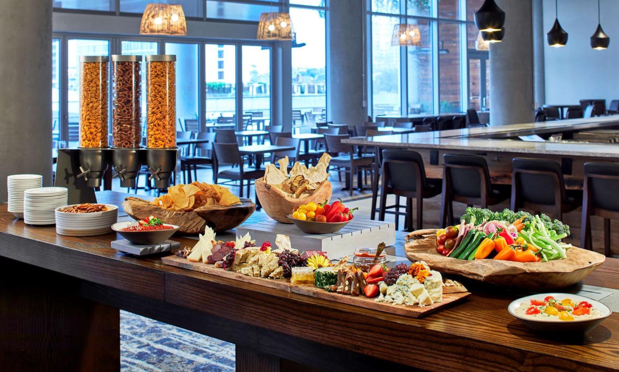 Embassy Suites By Hilton Nashville Downtown Esterno foto